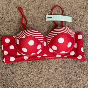 Red & white polka dot bikini top. Retro vintage look. Dressfo size XXL